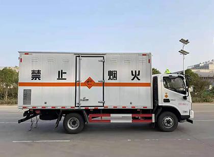 郾城爆破器材运输车