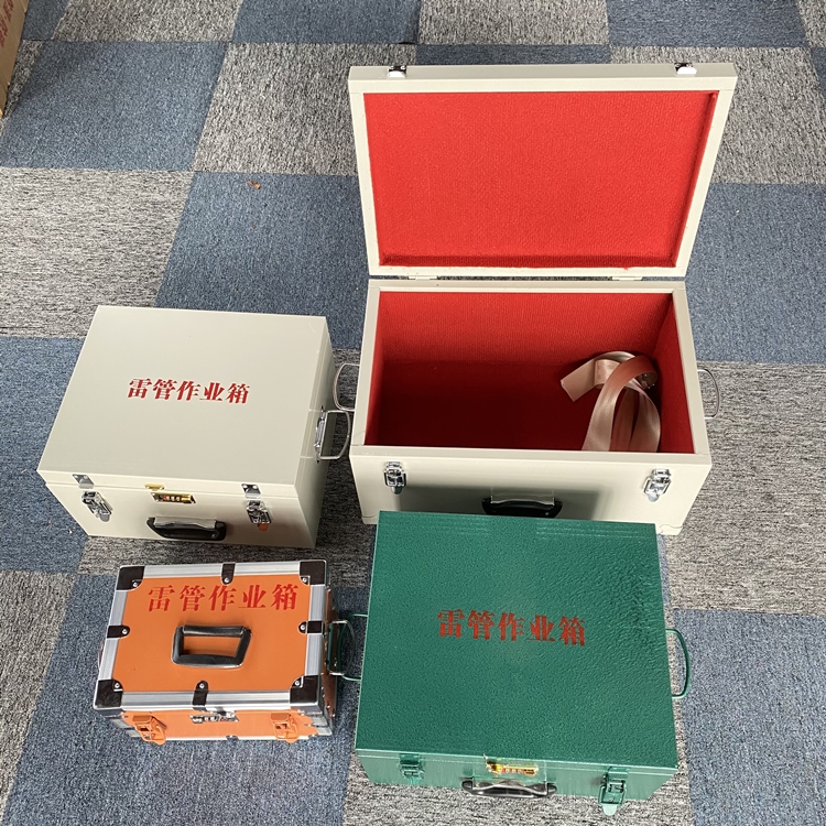 郾城爆破工程作业箱如何选择？玻璃钢与传统材质的全面对比